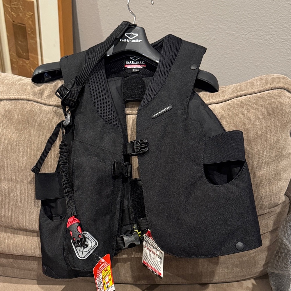Hit-Air Black Equestrian KIDS NWT Airbag Vest